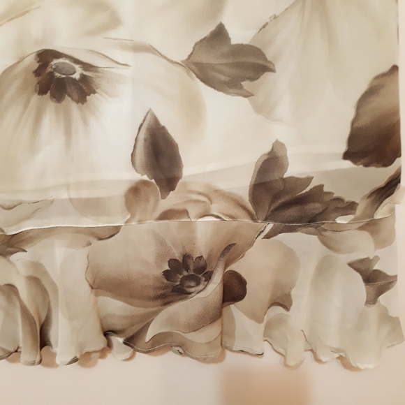 White House Black Market Maxi Skirt Roses print Cream Brown Lined  Size 8 - Picture 9 of 13